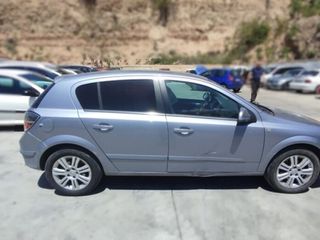 Asientos traseros opel 96331 astra 1.7 cdti modelo