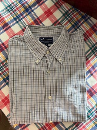 2 Camisas Arrow Cuadros Beige y Gris
