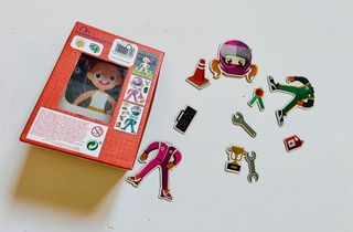Juego magnético Magneto Dress Up! F1