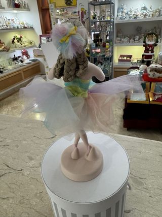 Bambola Capodimonte Averla per la Pace