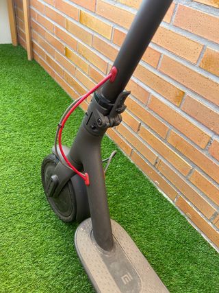 Patinete Eléctrico Xiaomi con cargador oficial