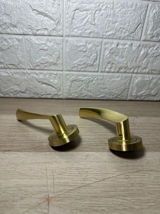 Amig Juego de 2 Manillas Doradas