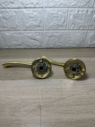 Amig Juego de 2 Manillas Doradas