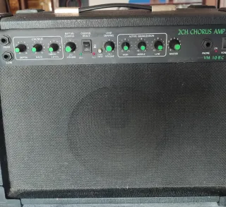 Amplificador Guitarra Axtech VM 108C