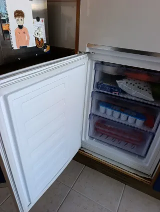 Nevera Beko RCHA270K20W