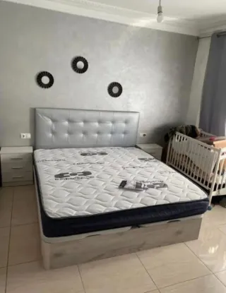 Canapés y colchones nuevos