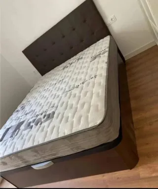 Canapés y colchones nuevos