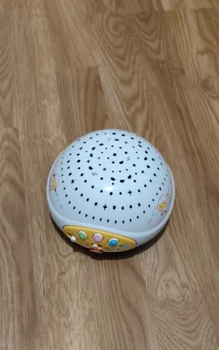 Móvil proyector cuna ovejas y estrellas