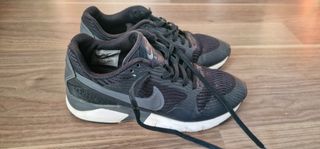 Zapatillas Nike Mujer Negro/Gris