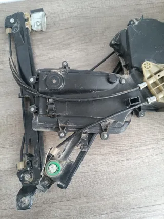 Elevalunas Delantero Derecho Seat León 2