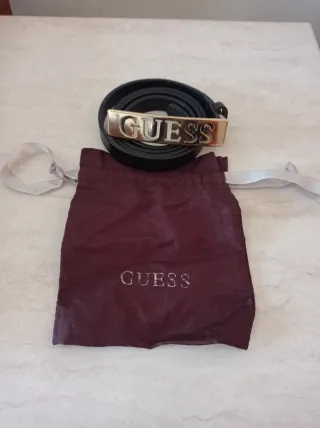 Cintura Guess Nera Fibbia Oro