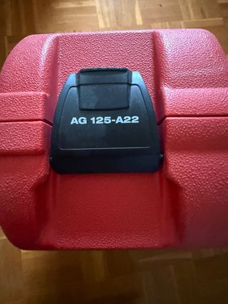 Caja Hilti para radial AG 125 A22.