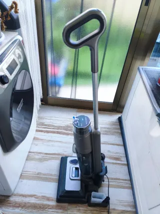 Fregadora-aspiradora poco usada