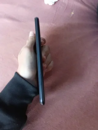 Xiaomi Redmi Note 10 5G Negro viene con la funda