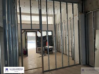 Local comercial en venta en Milagrosa en Pamplona