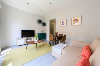 Piso en alquiler en Bellas Vistas en Madrid