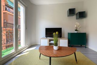 Piso en alquiler en Bellas Vistas en Madrid