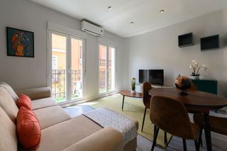 Piso en alquiler en Bellas Vistas en Madrid