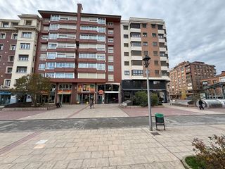 Local comercial en alquiler en Campo de la Juventud en Palencia