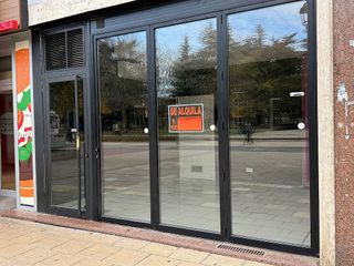 Local comercial en alquiler en Campo de la Juventud en Palencia