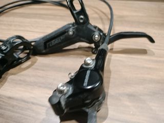 Frenos SRAM Level Silver 2 pistones MTB