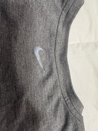 Camiseta Nike Running Gris Manga Larga