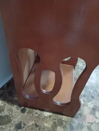 Mesita auxiliar de madera con cajón