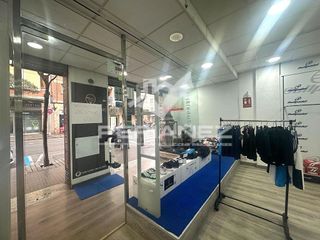 Local comercial en alquiler en Eixample en Prat de Llobregat, El