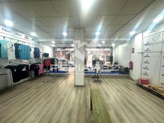 Local comercial en alquiler en Eixample en Prat de Llobregat, El