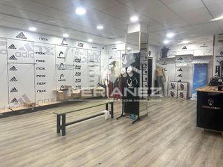 Local comercial en alquiler en Eixample en Prat de Llobregat, El