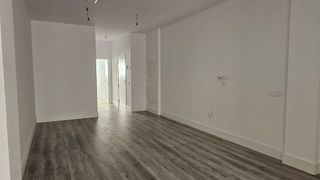 Piso en alquiler en La Buhaira en Sevilla