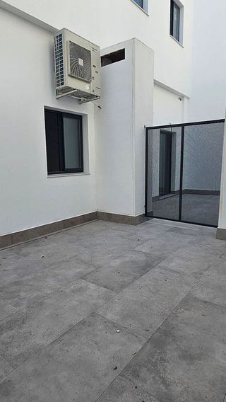Piso en alquiler en La Buhaira en Sevilla