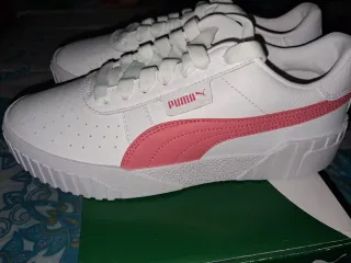 Zapatillas Puma Blancas y Rosas
