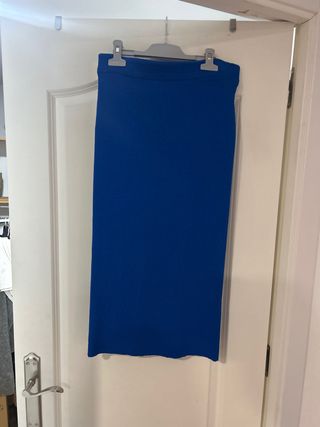 Falda larga azul