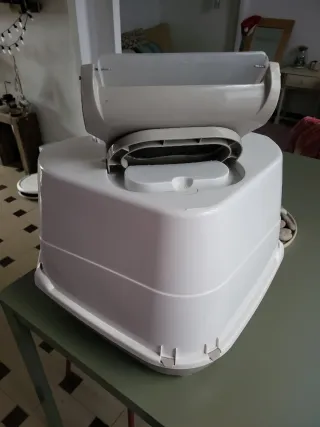 Box sabbiera per gatti con filtro