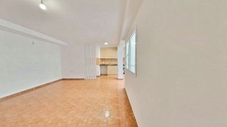 Piso en alquiler en Zona Avenida al Vedat en Torrent