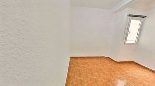 Piso en alquiler en Zona Avenida al Vedat en Torrent