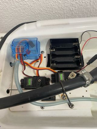 Lancha Radiocontrol Wave Shark Jet700 Nitro