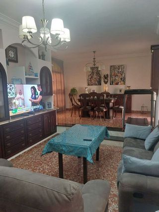 Casa adosada en venta en La Paz en Alcalá de Guadaira