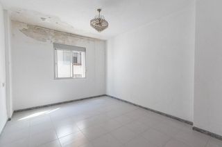 Casa adosada en venta en Alhendín