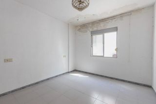 Casa adosada en venta en Alhendín