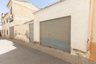 Casa adosada en venta en Alhendín