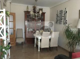 Piso en alquiler en Bellavista en Sevilla