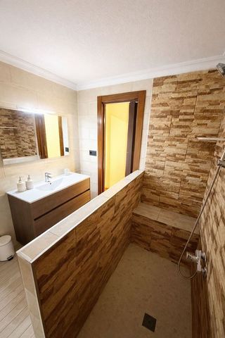 Piso en alquiler en Carrús Est - Camí dels Magros en Elche