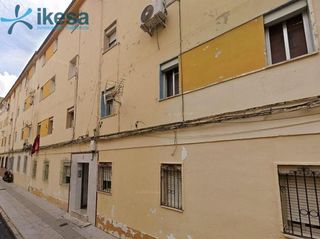 Piso en venta en Pérez Cubillas en Huelva