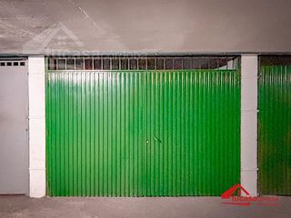 Garaje en venta en Huerta de la Reina - Trassierra en Córdoba