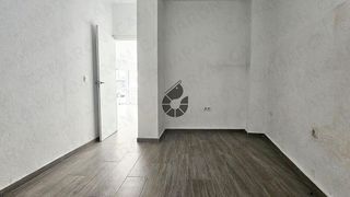 Local comercial en alquiler en Coria del Río