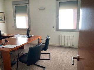 Oficina en alquiler en Zona Centro en Córdoba