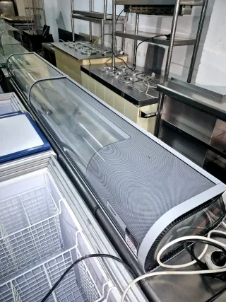 Vitrina refrigerada Tapera