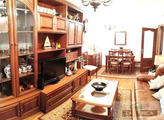 Piso en venta en Milán - Pumarín - Teatinos en Oviedo